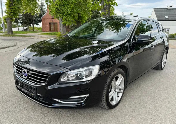 volvo Volvo V60 cena 55900 przebieg: 210000, rok produkcji 2014 z Puławy